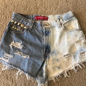 Acid washed Levi Shorts